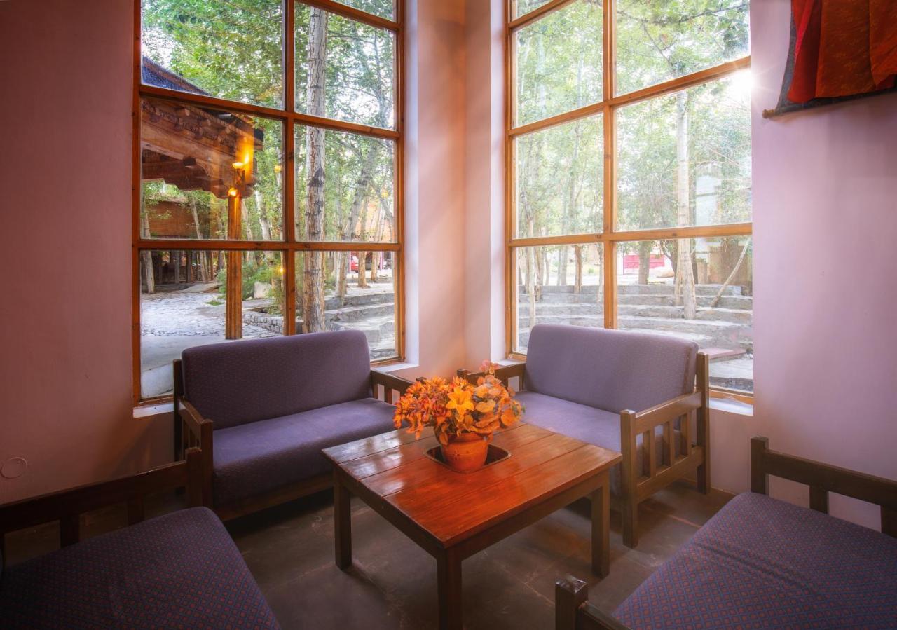 Lha-Ri-Sa Resort Лех Экстерьер фото